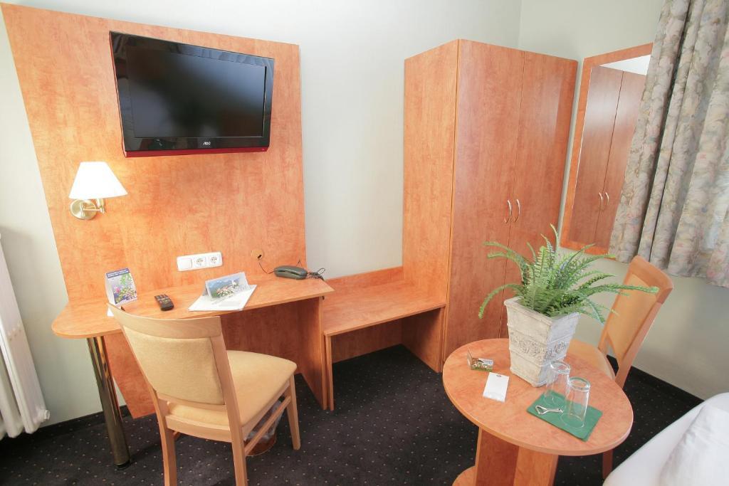 Gasthof Prinzregent Superior Marquartstein Room photo